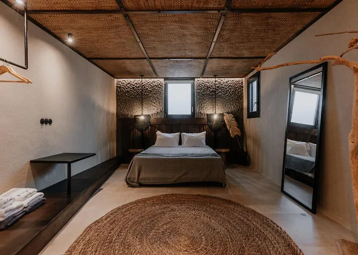 Onym Curated Villas